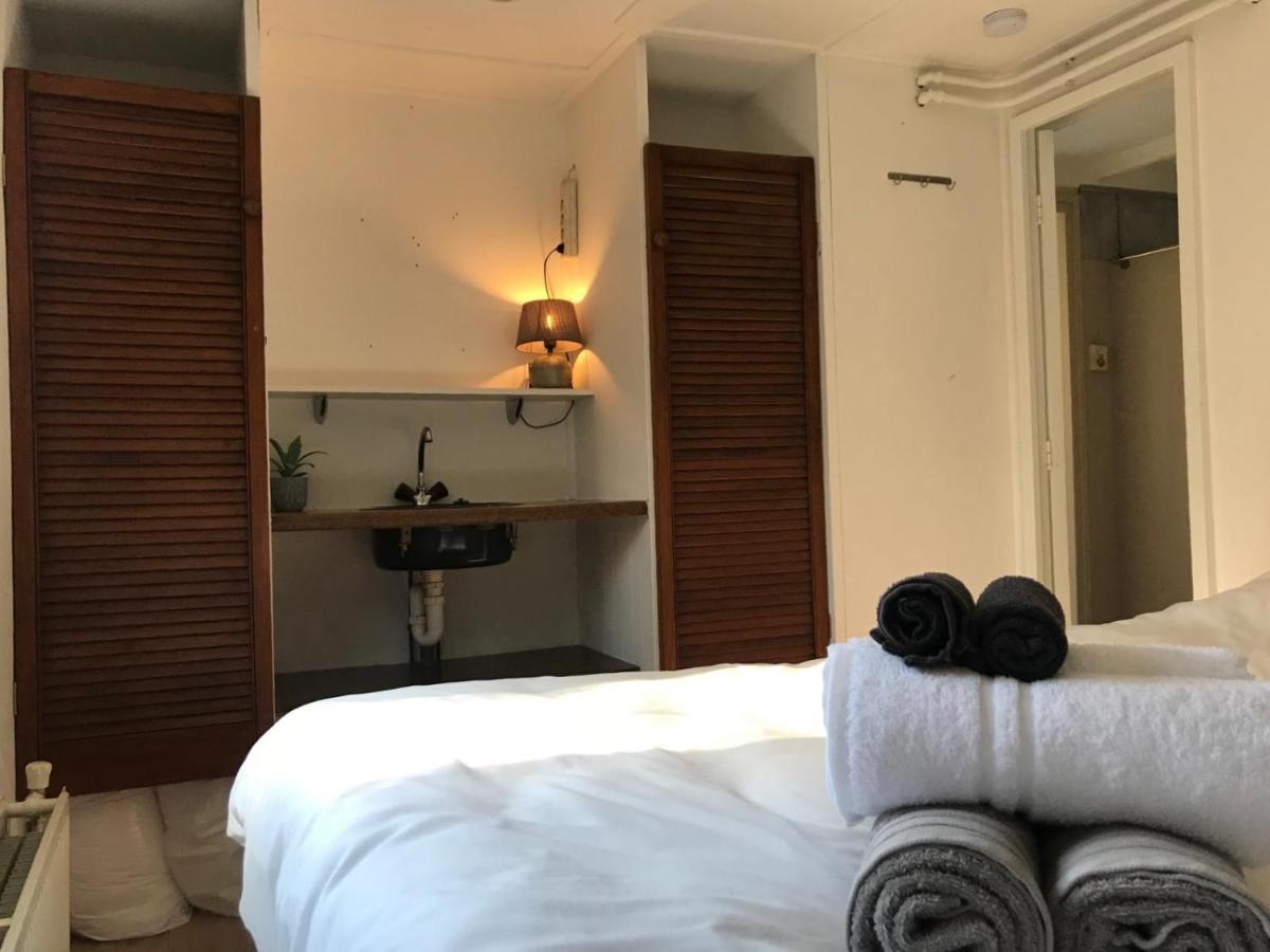 Omheind Chalet Met Prive Hottub. Op De Veluwe Villa Voorthuizen Eksteriør bilde